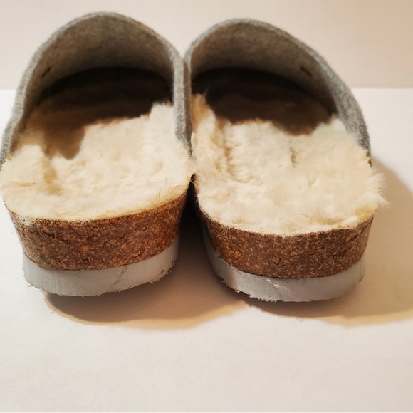 GENUINS Helsinki Felt Clog in Light Gray - Picture 4 of 11